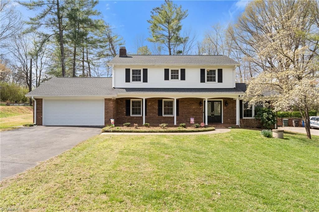 4520 Chebar Drive, Pfafftown, NC 27040