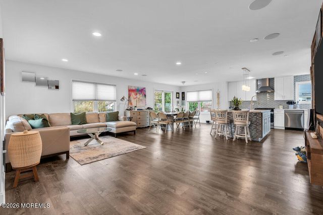 1705 Bellmore Street, Oakhurst, NJ 07755