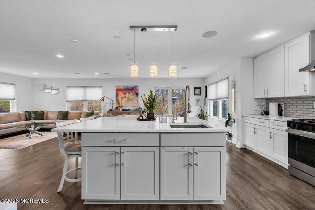 1705 Bellmore Street, Oakhurst, NJ 07755