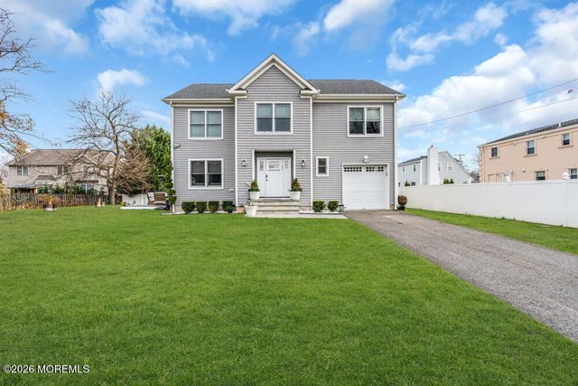 1705 Bellmore Street, Oakhurst, NJ 07755