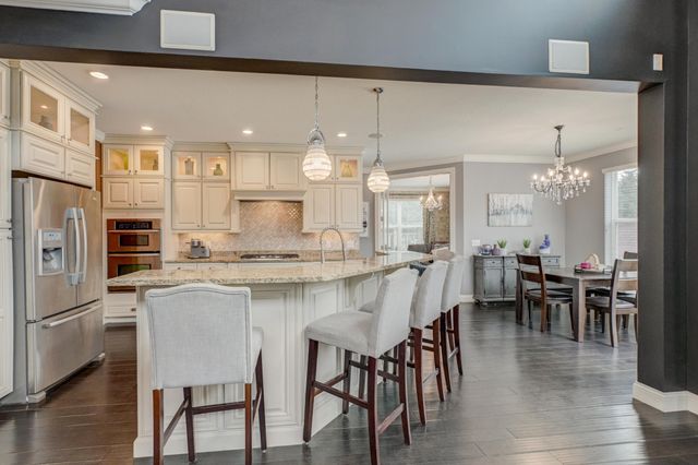 11181 Walnut Lane, Woodbury, MN 55129