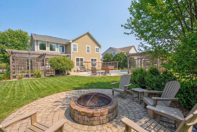 11181 Walnut Lane, Woodbury, MN 55129