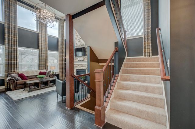 11181 Walnut Lane, Woodbury, MN 55129