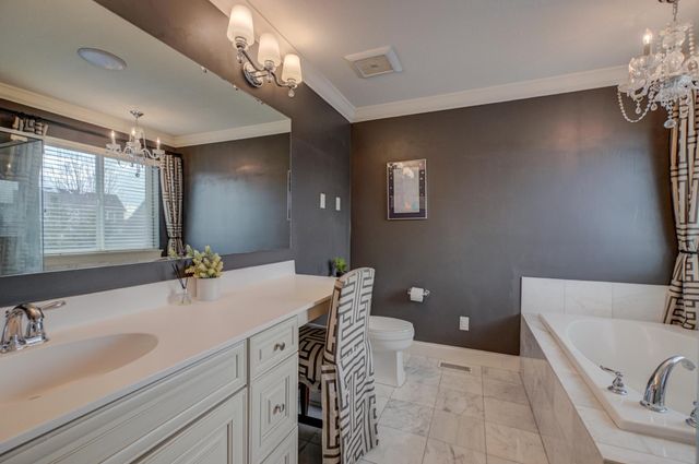 11181 Walnut Lane, Woodbury, MN 55129