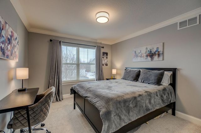 11181 Walnut Lane, Woodbury, MN 55129