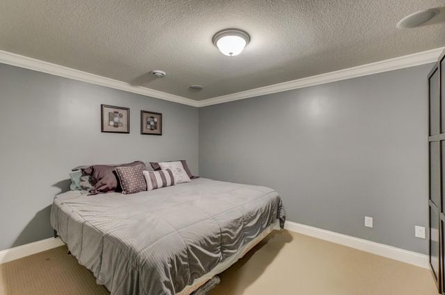 11181 Walnut Lane, Woodbury, MN 55129