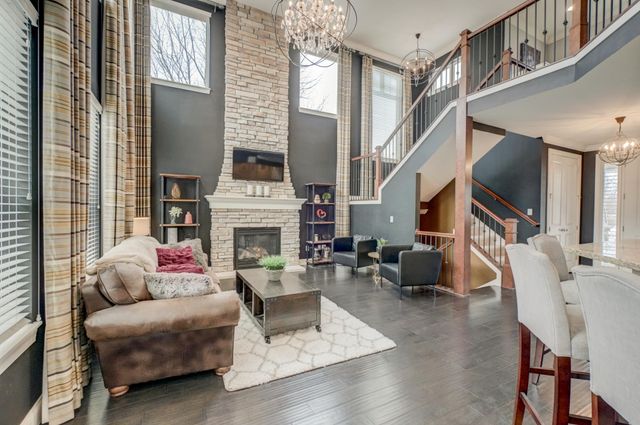 11181 Walnut Lane, Woodbury, MN 55129