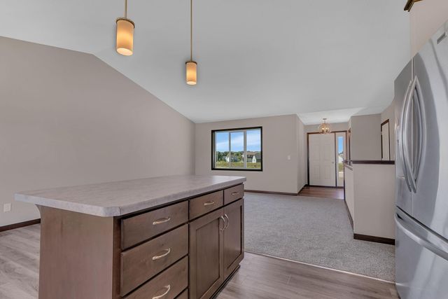 8245 Natures Edge Road, Clear Lake, MN 55319