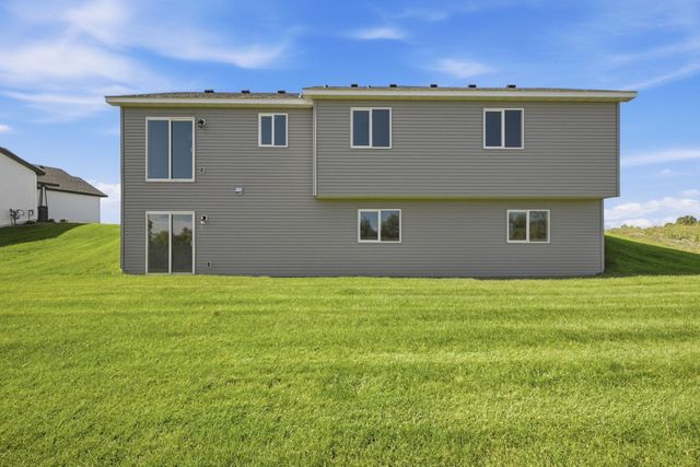8245 Natures Edge Road, Clear Lake, MN 55319