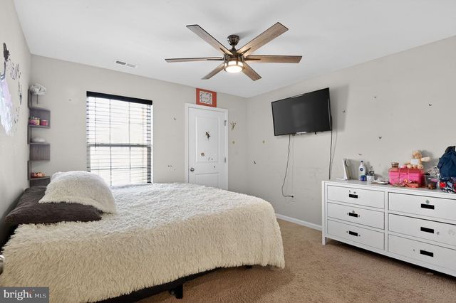 171 BRADSHAW DR, Manahawkin, NJ 08050