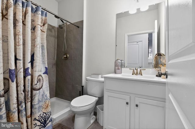 171 BRADSHAW DR, Manahawkin, NJ 08050