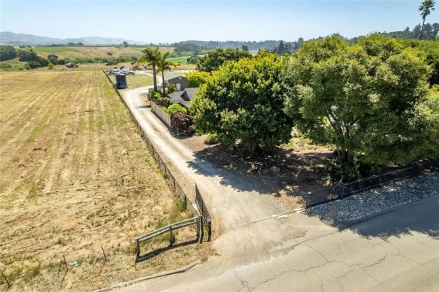 165 West El Campo Road, Arroyo Grande, CA 93420