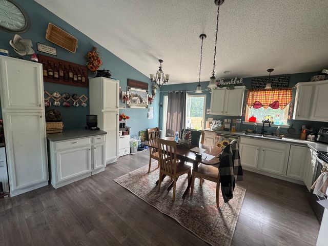 3707 Torch Club Road, Alton, IL 62002