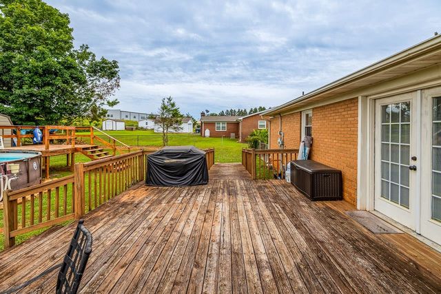 101 Huey Street, Boiling Springs, SC 29316