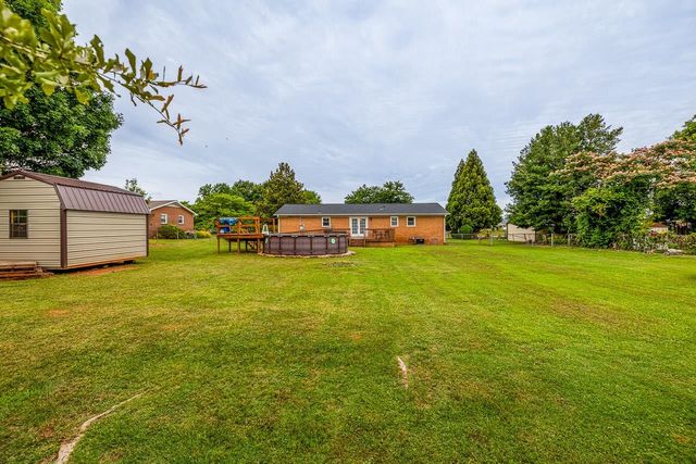101 Huey Street, Boiling Springs, SC 29316