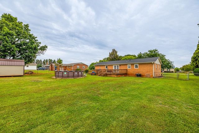 101 Huey Street, Boiling Springs, SC 29316
