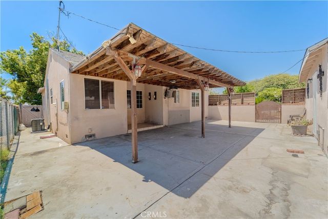 1083 E E Street, Ontario, CA 91764