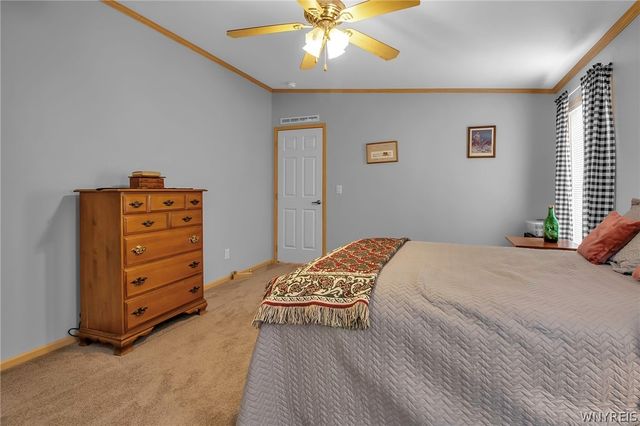 4665 Cotherstone Circle, Clarence, NY 14031