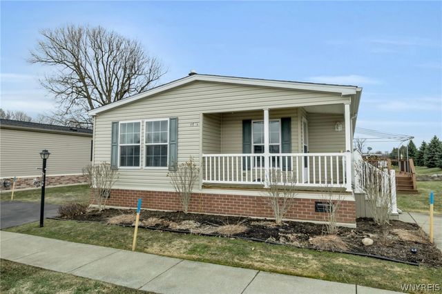 4665 Cotherstone Circle, Clarence, NY 14031