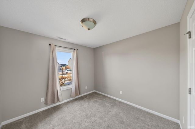 18347 Peregrine Lane, New Paris, IN 46553