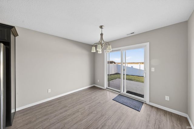 18347 Peregrine Lane, New Paris, IN 46553