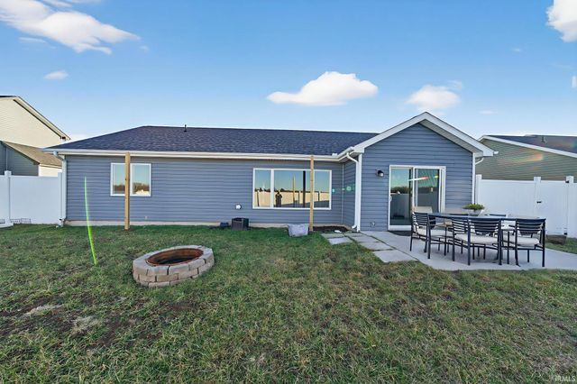 18347 Peregrine Lane, New Paris, IN 46553