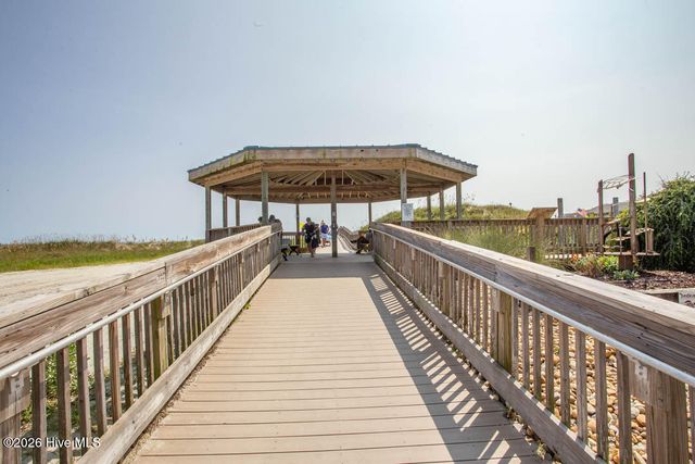 595 Dellcastle Court NW, Calabash, NC 28467