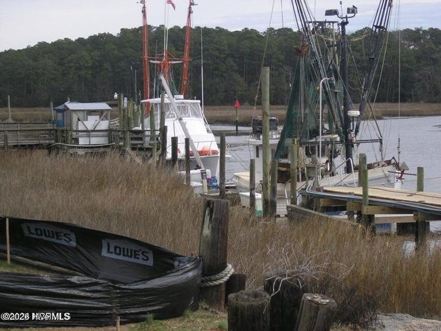 595 Dellcastle Court NW, Calabash, NC 28467