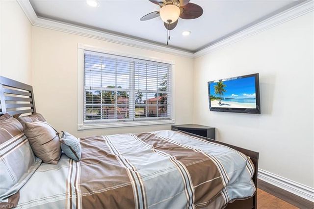 2135 Par DR, Naples, FL 34120