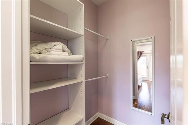 2135 Par DR, Naples, FL 34120