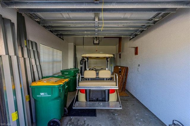 2135 Par DR, Naples, FL 34120