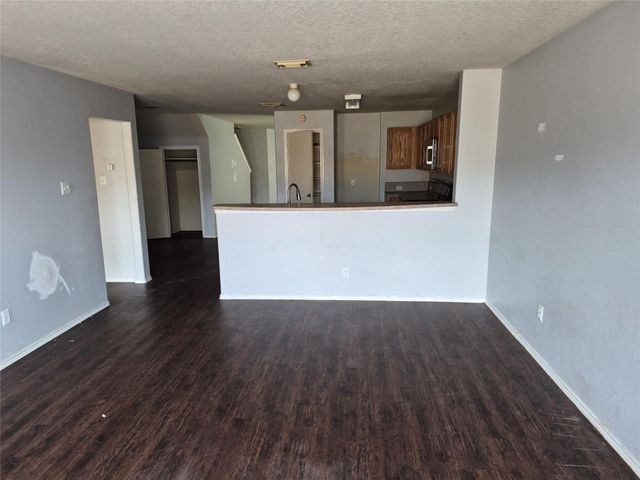 7638 Sunburst Trail Drive, Cypress, TX 77433