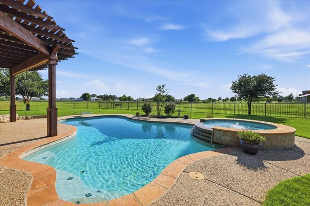 1613 Schober Road, Northlake, TX 76226