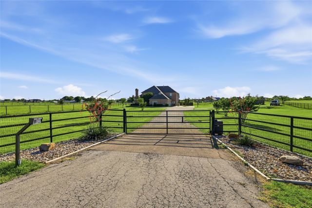 1613 Schober Road, Northlake, TX 76226