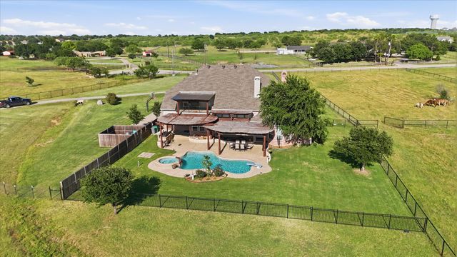1613 Schober Road, Northlake, TX 76226
