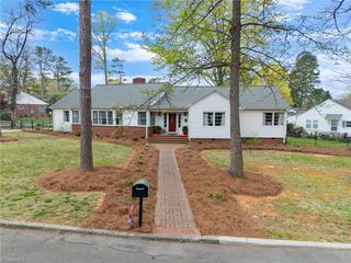 215 Westover Drive, Lexington, NC 27292