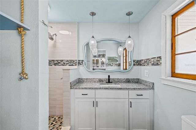 5642 RIVERVIEW DRIVE, New Port Richey, FL 34652