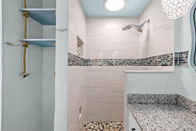 5642 RIVERVIEW DRIVE, New Port Richey, FL 34652