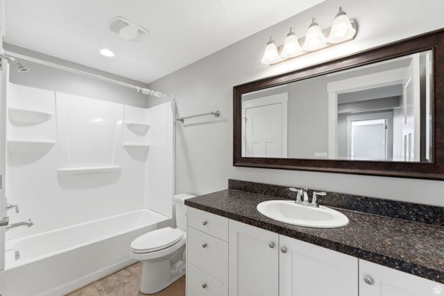 1614 E ASPEN LOOP, Provo, UT 84606