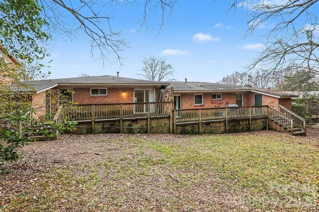 4809 Malibu Drive, Charlotte, NC 28215