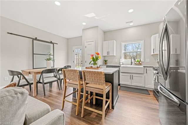 163 Four Andrews Drive, Harmony, NC 28634