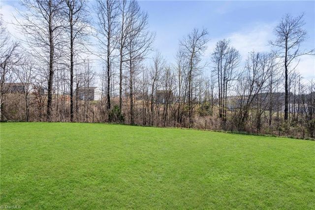 163 Four Andrews Drive, Harmony, NC 28634