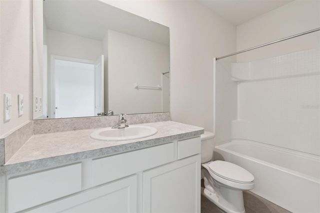 8501 FALLING BLUE PLACE, Riverview, FL 33578