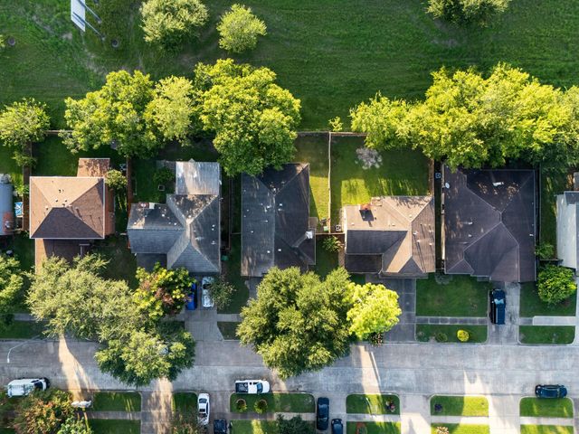 15506 Appleridge Drive, Houston, TX 77489