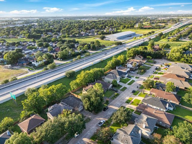 15506 Appleridge Drive, Houston, TX 77489