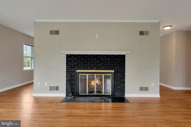 719 HALSTEAD RD, Wilmington, DE 19803