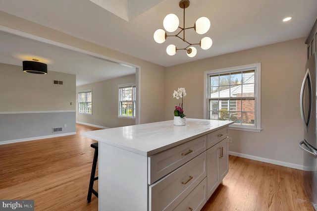 719 HALSTEAD RD, Wilmington, DE 19803