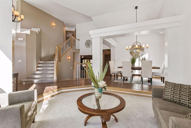 1507 Arden Vista Court, Arden Hills, MN 55112