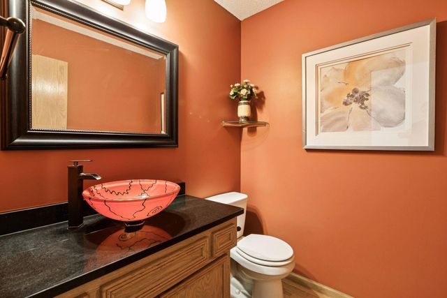 1507 Arden Vista Court, Arden Hills, MN 55112