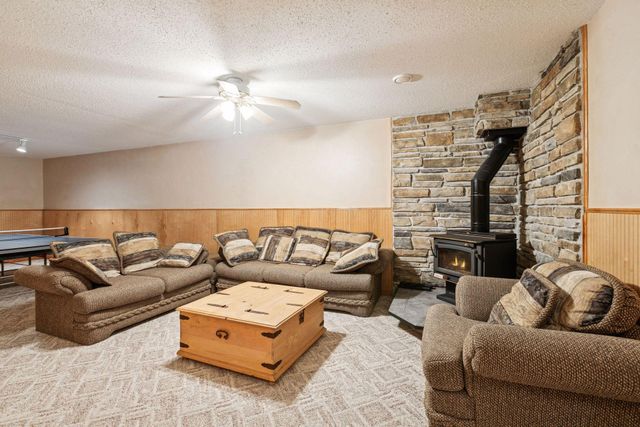 1507 Arden Vista Court, Arden Hills, MN 55112